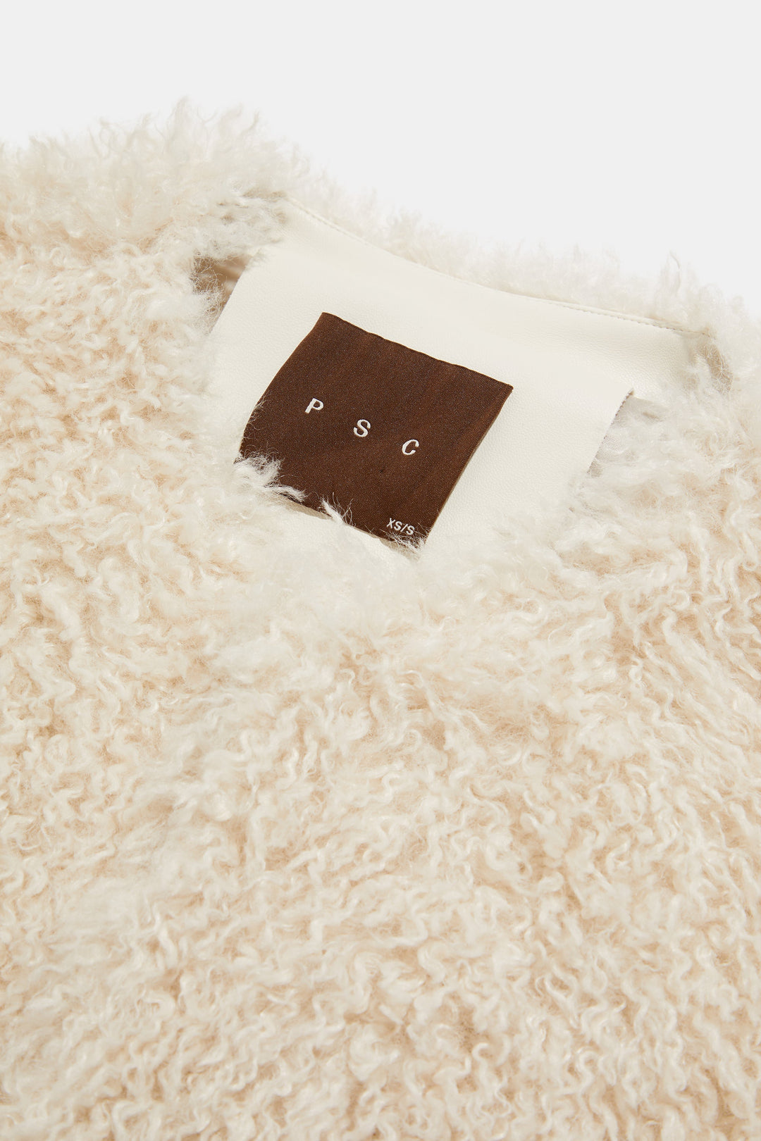 Pia Coat White